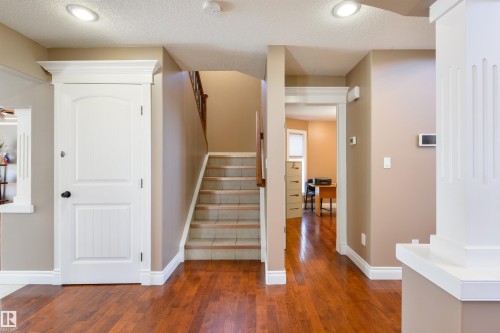 5911 166 Avenue Nw, Edmonton, AB 