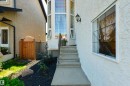5911 166 Avenue Nw, Edmonton, AB 