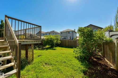 5911 166 Avenue Nw, Edmonton, AB 