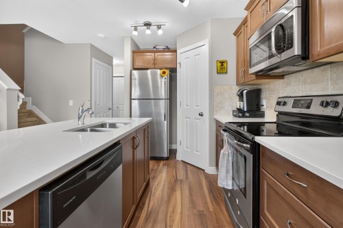 3520 9 Street Nw, Edmonton, AB - Indoor Photo Showing Kitchen With Double Sink