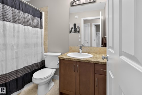 3520 9 Street Nw, Edmonton, AB - Indoor Photo Showing Bathroom