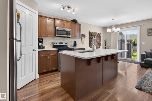 3520 9 Street Nw, Edmonton, AB - Indoor Photo Showing Kitchen With Double Sink