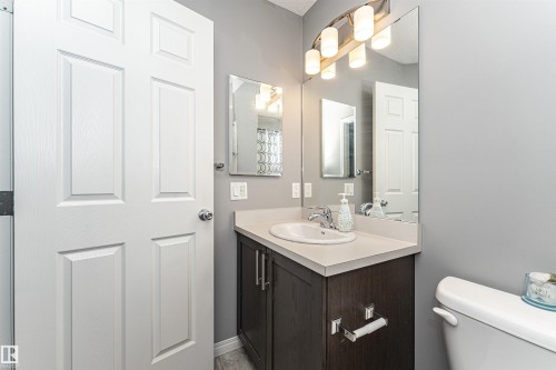 #22 4029 Orchards Dr Sw, Edmonton, AB - Indoor Photo Showing Bathroom
