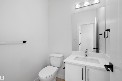 525 Robinson Boulevard, Leduc, AB - Indoor Photo Showing Bathroom