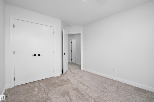 525 Robinson Boulevard, Leduc, AB - Indoor Photo Showing Other Room