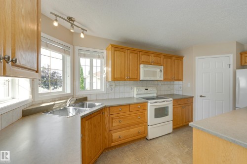 #2 1850 Mill Woods Rd E Nw, Edmonton, AB 