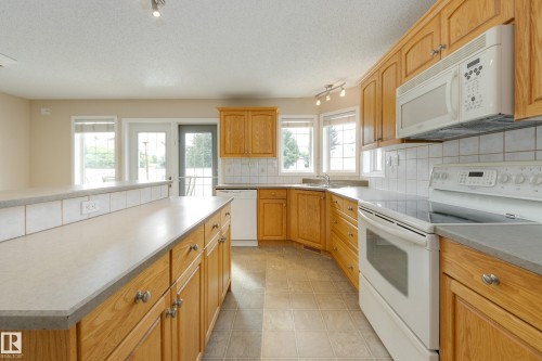 #2 1850 Mill Woods Rd E Nw, Edmonton, AB 