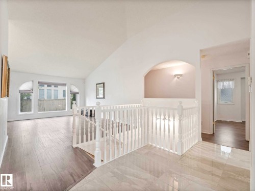 1217 115A Street Nw, Edmonton, AB - Indoor Photo Showing Other Room
