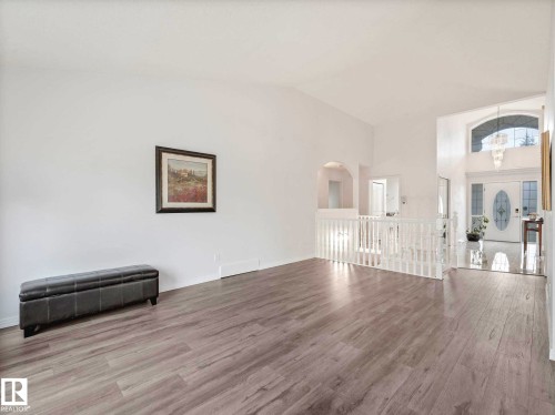 1217 115A Street Nw, Edmonton, AB - Indoor Photo Showing Other Room