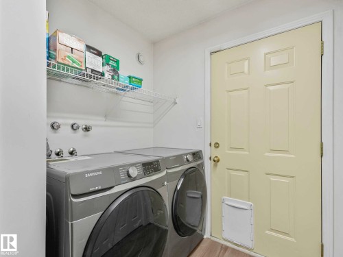 1217 115A Street Nw, Edmonton, AB - Indoor Photo Showing Laundry Room