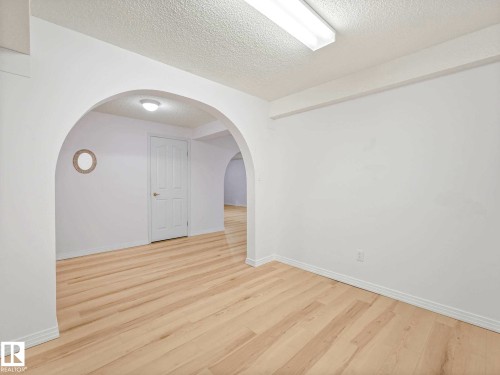1217 115A Street Nw, Edmonton, AB - Indoor Photo Showing Other Room