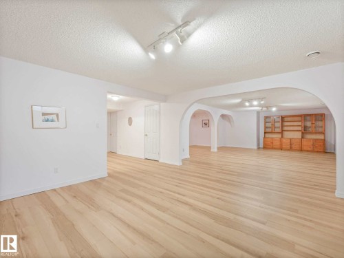 1217 115A Street Nw, Edmonton, AB - Indoor Photo Showing Other Room