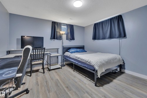 5112 43 Avenue, Leduc, AB - Indoor Photo Showing Bedroom