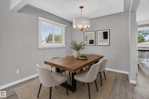 7108 90 Avenue Nw, Edmonton, AB - Indoor Photo Showing Dining Room