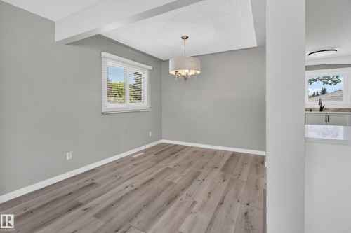 7108 90 Avenue Nw, Edmonton, AB - Indoor Photo Showing Other Room