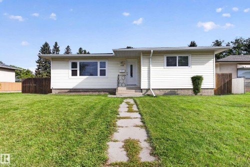 7108 90 Avenue Nw, Edmonton, AB - Outdoor