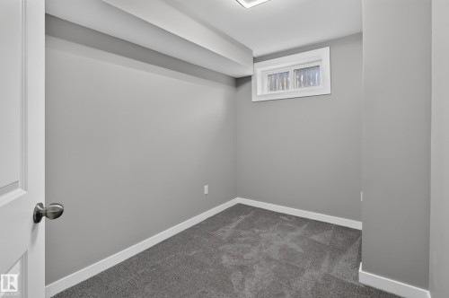 7108 90 Avenue Nw, Edmonton, AB - Indoor Photo Showing Other Room