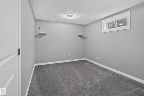 7108 90 Avenue Nw, Edmonton, AB - Indoor Photo Showing Other Room