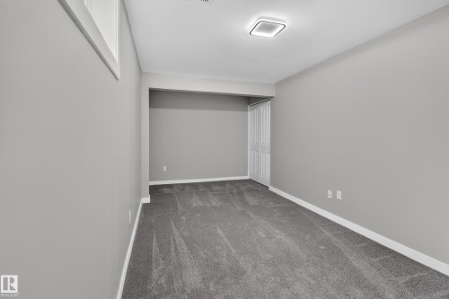 7108 90 Avenue Nw, Edmonton, AB - Indoor Photo Showing Other Room