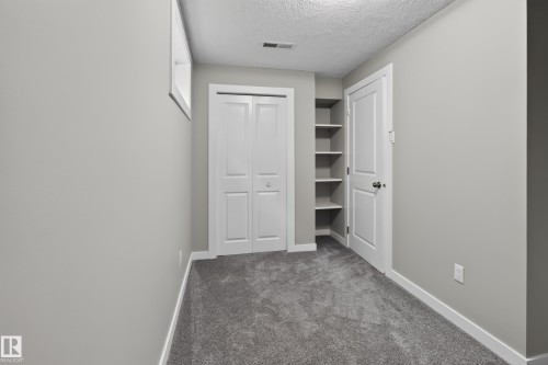 7108 90 Avenue Nw, Edmonton, AB - Indoor Photo Showing Other Room