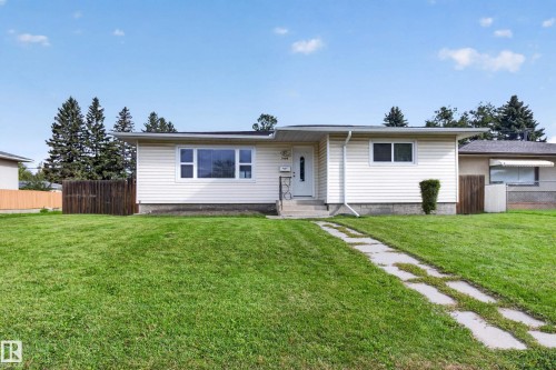 7108 90 Avenue Nw, Edmonton, AB - Outdoor