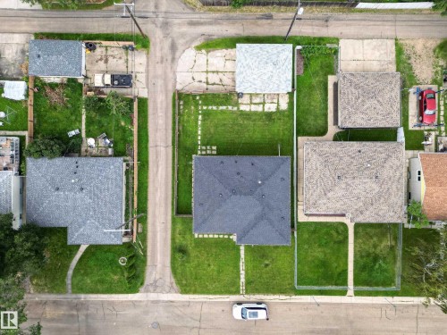 7108 90 Avenue Nw, Edmonton, AB - Outdoor