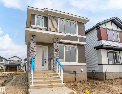 523 Robinson Boulevard, Leduc, AB - Outdoor