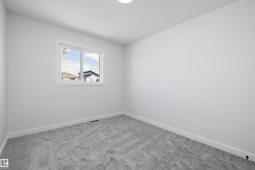 523 Robinson Boulevard, Leduc, AB - Indoor Photo Showing Other Room