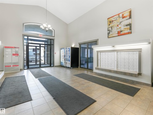 #216 111 Edwards Dr Sw, Edmonton, AB - Indoor Photo Showing Other Room