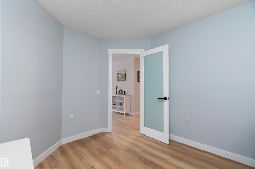 #124 15499 Castle Downs Rd Nw, Edmonton, AB - Indoor Photo Showing Other Room