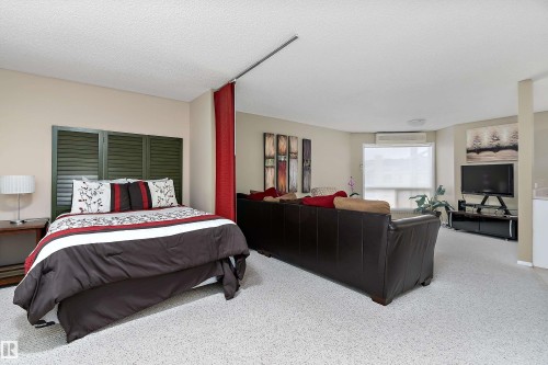 #124 15499 Castle Downs Rd Nw, Edmonton, AB - Indoor Photo Showing Bedroom