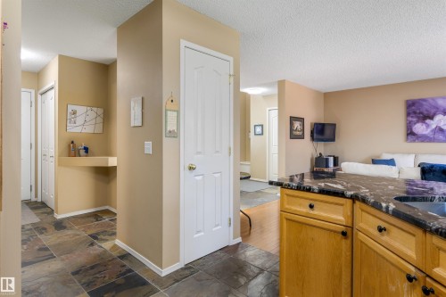 118 Naples Way, St. Albert, AB - Indoor