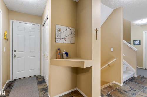 118 Naples Way, St. Albert, AB - Indoor Photo Showing Other Room
