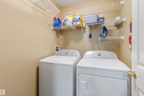 118 Naples Way, St. Albert, AB - Indoor Photo Showing Laundry Room