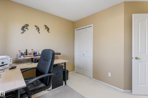 118 Naples Way, St. Albert, AB - Indoor Photo Showing Office