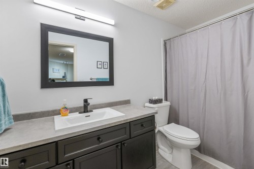 118 Naples Way, St. Albert, AB - Indoor Photo Showing Bathroom