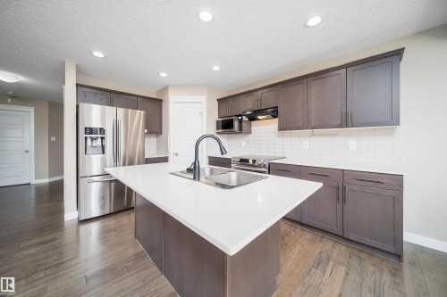 9903 222 Street Nw, Edmonton, AB 