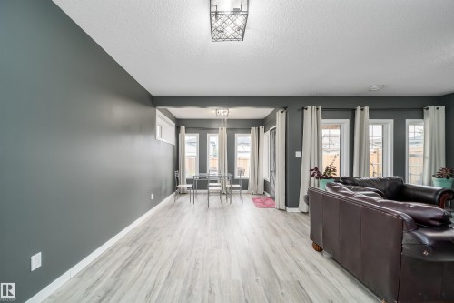 9903 222 Street Nw, Edmonton, AB 