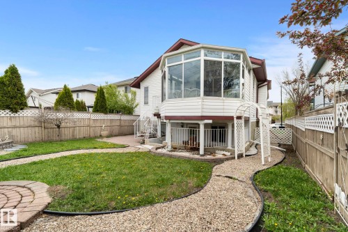9315 162 Avenue Nw, Edmonton, AB - Outdoor