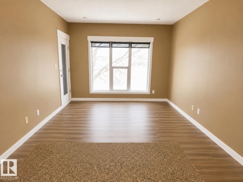 #203 10518 113 St Nw, Edmonton, AB - Indoor Photo Showing Other Room