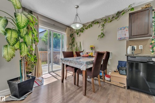 #24 655 Tamarack Rd Nw, Edmonton, AB - Indoor Photo Showing Dining Room