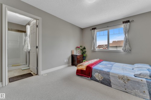 #24 655 Tamarack Rd Nw, Edmonton, AB - Indoor Photo Showing Bedroom