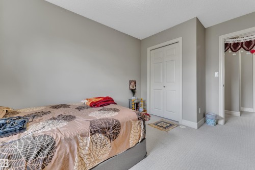#24 655 Tamarack Rd Nw, Edmonton, AB - Indoor Photo Showing Bedroom