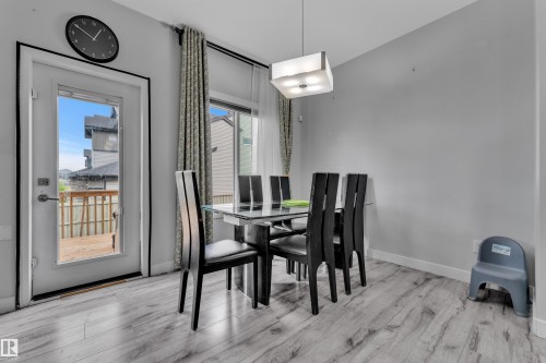 7245 Chivers Place Sw, Edmonton, AB - Indoor Photo Showing Dining Room