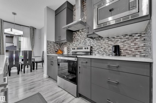 7245 Chivers Place Sw, Edmonton, AB - Indoor Photo Showing Kitchen With Upgraded Kitchen