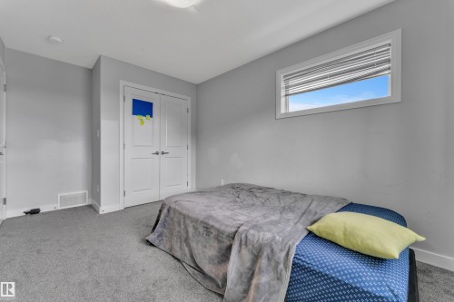 7245 Chivers Place Sw, Edmonton, AB - Indoor Photo Showing Bedroom