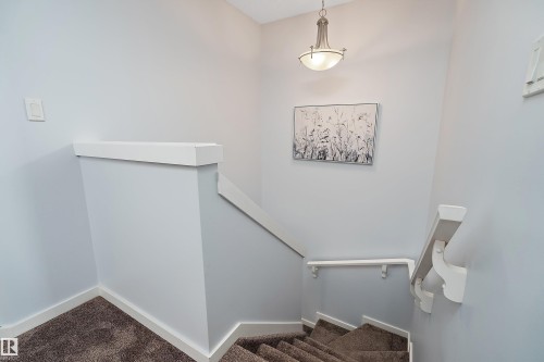 28 Rolston Close, Leduc, AB - Indoor Photo Showing Other Room