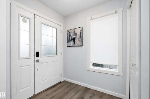 28 Rolston Close, Leduc, AB - Indoor Photo Showing Other Room