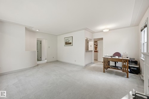 10935 127 Street Nw, Edmonton, AB - Indoor Photo Showing Other Room