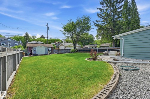 10935 127 Street Nw, Edmonton, AB - Outdoor